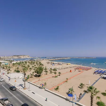 Apartment Breathless Sea